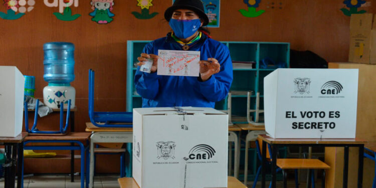 Yaku Pérez. Voto Nulo. Ecudor. Foto agencias.