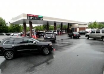 EEUU, escasez de combustible. Foto captura de video EFE.