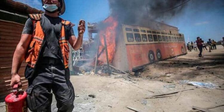 Egipto pone a disposición de los palestinos once hospitales y 165 ambulancias. Foto agencias.