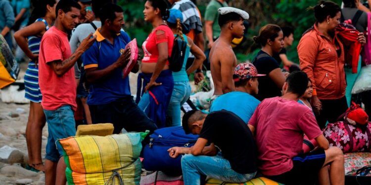 Migrantes venezolanos en Trinidad y Tobago. Foto agencias.