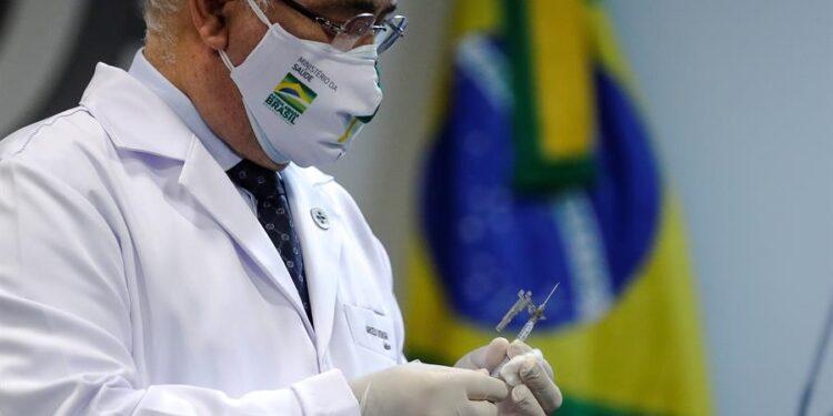 El Ministro de Salud de Brasil, Marcelo Queiroga. Foto EFE.