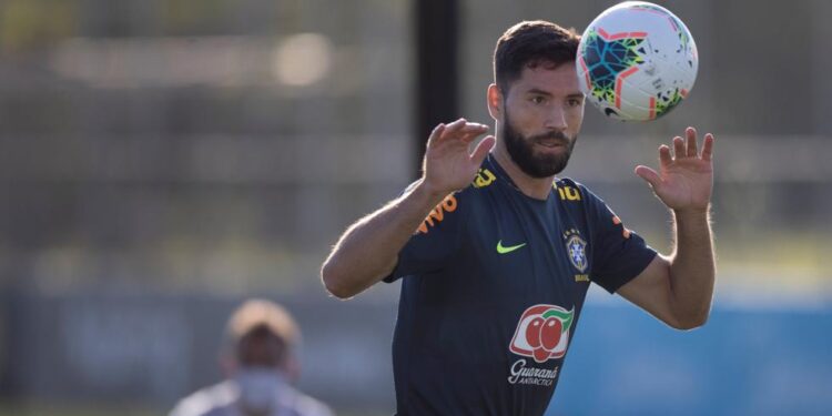 El defensa brasileño Felipe Monteiro. Foto de archivo.