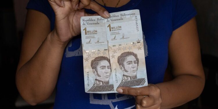 1 Millón de Bolívares, nueva escala monetaria, billetes. Foto de archivo.