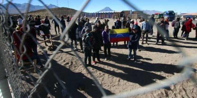 Campamento de migrantes venezolanos en Chile. Foto agencias.