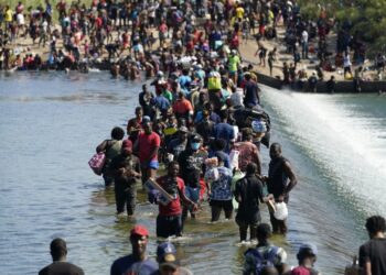 EEUU, migrantes haitianos, puente fronterizo. Foto agencias.
