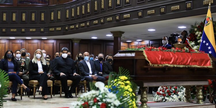 Nicolás Maduro. Capilla ardiente David Nieves. Foto @PresidencialVEn