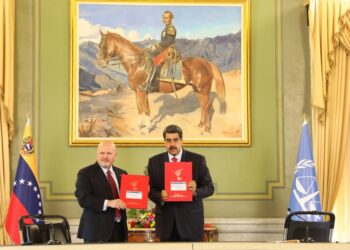 El fiscal de la CPI Karim Khan & Nicolás Maduro.