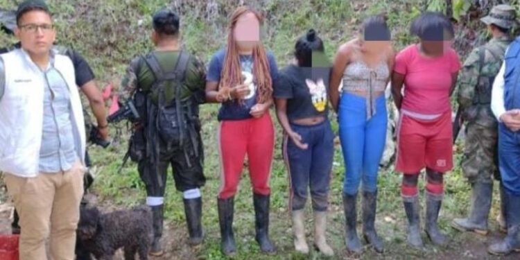 El ELN deja en libertad a cuatro mujeres que tenía secuestradas en Colombia. Foto agencias.