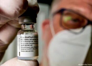 Vacuna Pfizer. Foto Reuters.