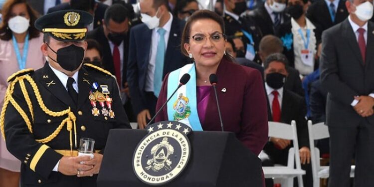 Xiomara Castro, presidena de Honduras. Foto agencias.