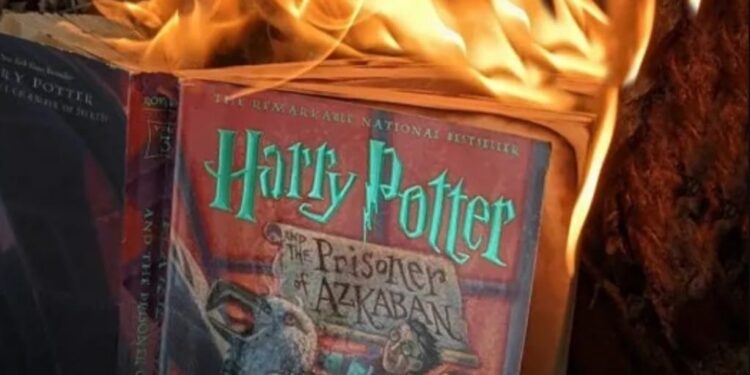 EEUU, quema de libros Harry Potter. Foto agencias.