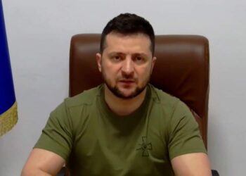 Volodymyr Zelensky habla con CNN el domingo 20 de marzo. (CNN)