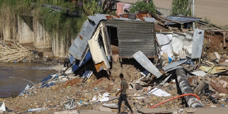 Sudáfrica, inundaciones. Foto agencias.