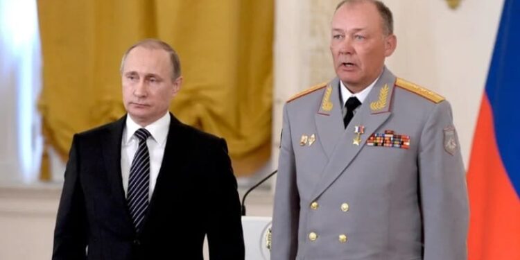Vladimir Putin y Alexander Dvornikov. Foto Reuters