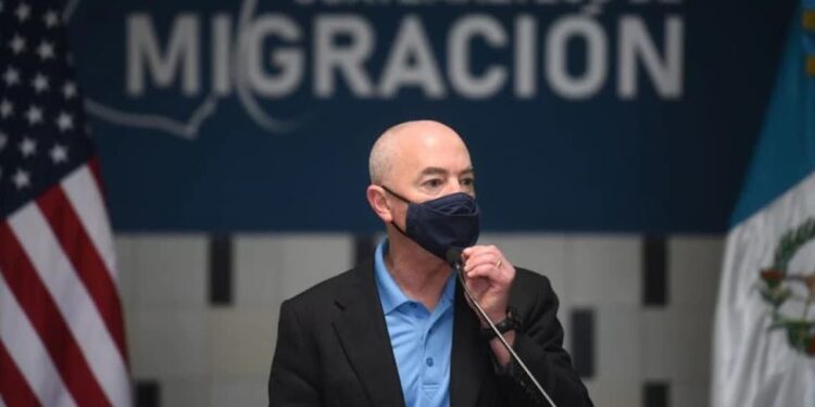 El secretario de Seguridad Nacional de Estados Unidos, Alejandro Mayorkas. Foto de archivo.