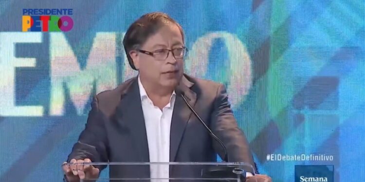 Gustavo Petro. Candidato presidencial Colombia. Foto captura de video.