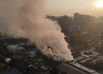 Incendio centro de Santiago de Chile. Foto Twitter