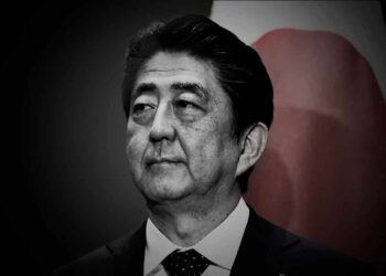 El exprimer ministro de Japón, Shinzo Abe (+). Foto agencias.