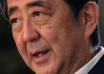 El exprimer ministro de Japón, Shinzo Abe. (+). Foto de archivo.