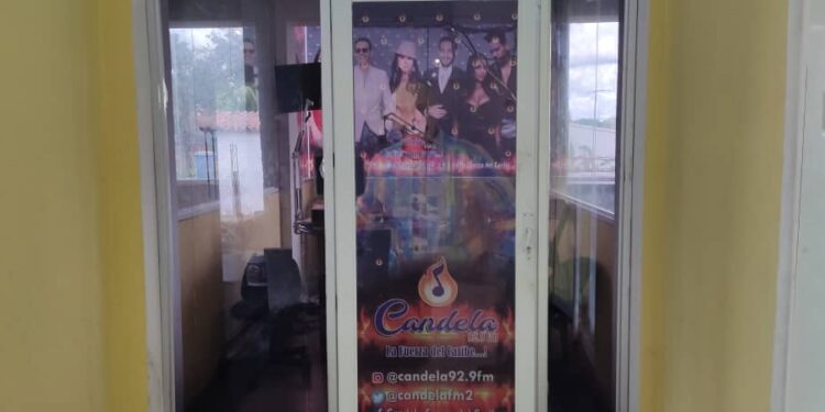 La emisora Candela 92.9 FM Cojedes. Foto @sntpvenezuela