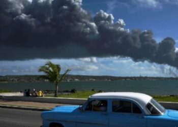 Incendio Cuba. Foto de archivo.