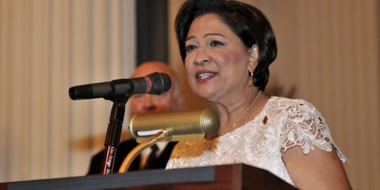 La líder de la oposición de Trinidad y Tobago, Kamla Persad-Bissessar. Foto de archivo.