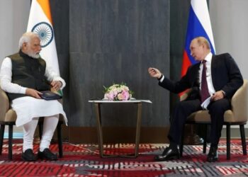 El presidente ruso, Vladímir Putin, y el primer ministro indio, Narendra Modi. Foto Reuters.