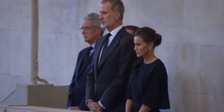 Los reyes de España, Felipe y Letizia. Foto captura de video.