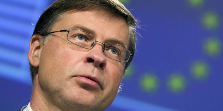 Unión Europea. el vicepresidente económico del Ejecutivo comunitario, Valdis Dombrovskis. Foto de archivo.