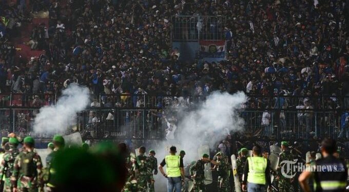 Tragedia en Indonesia, fútbol. Foto agencias.