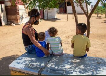 Los niños y niñas migrantes venezolanas presentan déficit nutricional debido a la dificultad para alimentarse en el vecino país. Por CORTESÍA RAFAEL SIFONTES