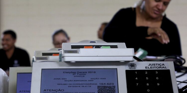 Presidenciales Brasil urnas electrónicas. Foto de archivo.