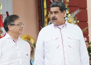 Gustavo Petro en Caracas. Nicolás Maduro. Foto agencias.