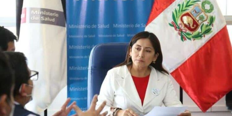 La ministra de Salud de Perú, Kelly Portalatino. Foto de archivo.