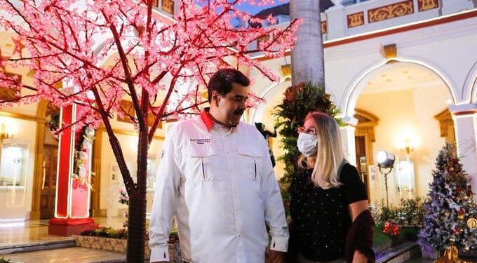 Nicolás Maduro y Cilia Flores. Foto Twitter.