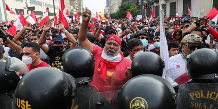 Protesas en Perú. Foto agencias.