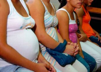 Cuba, embarazo de adolescentes. Foto de archivo.