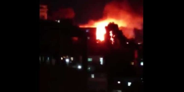 Incendio Petare. Foto captura de video.