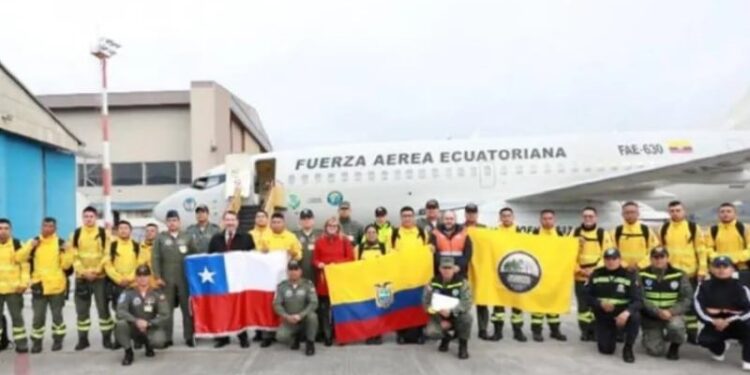 Bomberos Ecuador. Foto agencias.
