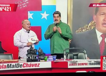 Diosdado Cabello y Nicolás Maduro. Foto captura.