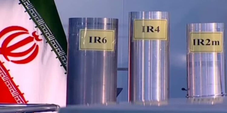 EEUU advirtió que Irán podría tardar 12 días en fabricar una bomba (AP)