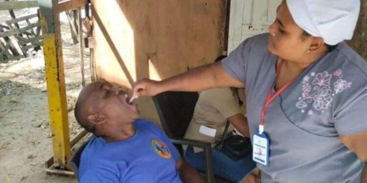 Repùblica Dominicana, vacuna cólera. Foto de archivo.