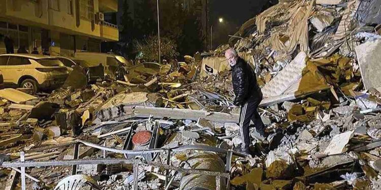 Turquía. devastador terremoto. Foto agencias.