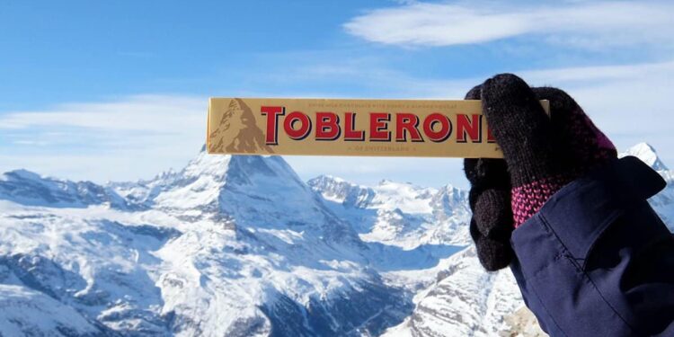 Toblerone. monte Cervino. Foto de archivo.