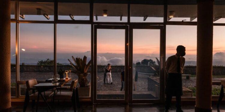 Un restaurante de lujo en un hotel recién remodelado en Caracas. Foto The New York Times