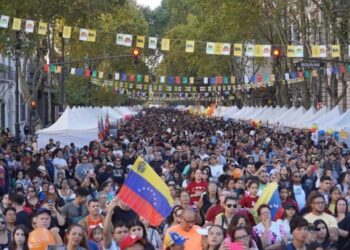 Buenos Aires reunió a miles de personas para celebrar el aporte de la migración venezolana