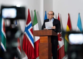 El canciller colombiano Álvaro Leyva. Foto Prensa