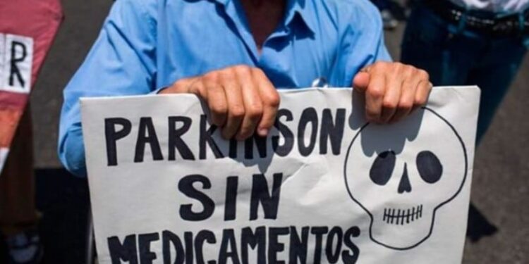 Protesta de pacientes con Parkinson en Venezuela. Foto de archivo.