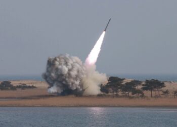 Corea del Norte, misil Mar Amarillo. Foto referencial.