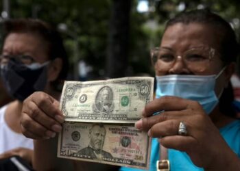 Dólar, Venezuela. Foto AP.